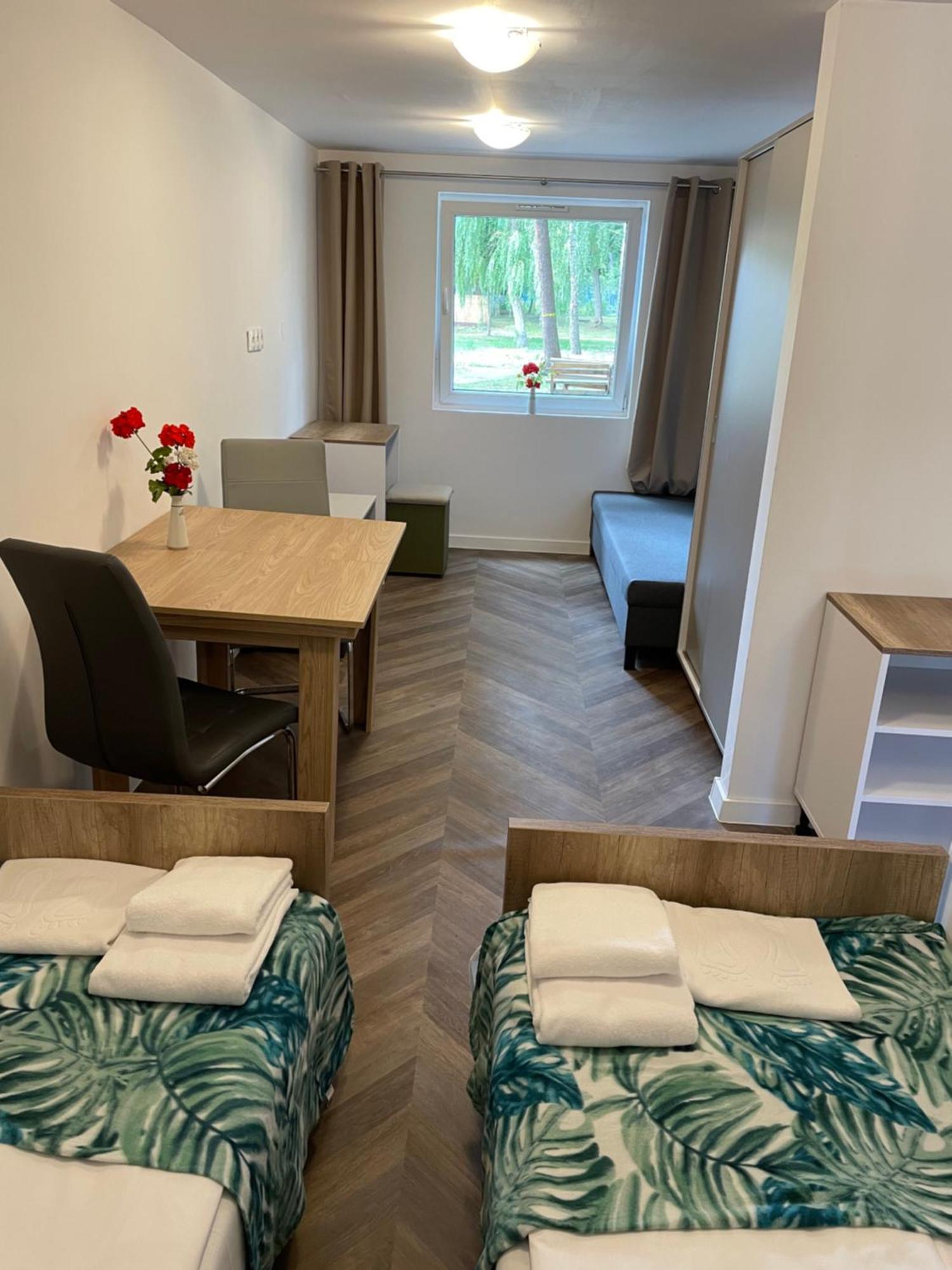 Domki Osrodek Wypoczynkowy Neptun Hotel Ujście-Darłowskie Exterior foto